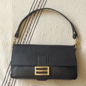 Divina Firenze Black Pebbled Leather Baguette